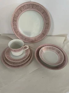 Mikasa Mary Kay Fine China MAK5 Pattern Pink 7 Piece Setting See Details - Imagen 1 de 9