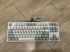 TOPRE CORPORATION REALFORCE R2TL-USV-IV AHBZ02 US layout Mechanical 87 keys - Picture 1 of 11