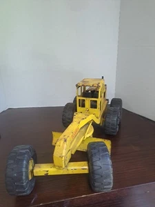 Vintage Tonka Pressed Metal Yellow Road Grader 16210 - Picture 1 of 11