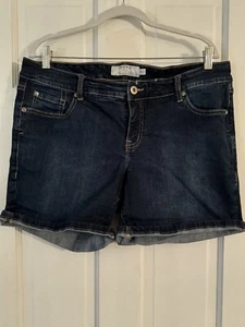 Torrid Damen 16 Stretch Denim Shorts Blue Jeans Denim Mid Rise Beach - Bild 1 von 7