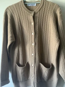 Beautiful 100% Merino Wool Burberrys Cardigan Caramel Light Brown UK Made - Picture 1 of 18