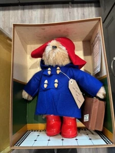 Paddington Bear. Special Edition with leather suitcase. #781/5000. Signed In Box - Picture 1 of 3