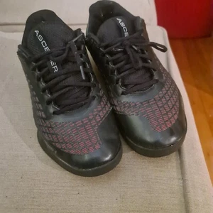 Boys ASCENDER Trainers, US 9,great Condition,Black/red - Picture 1 of 6