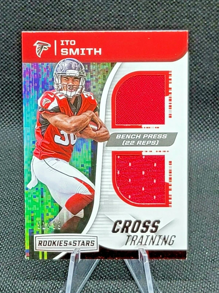 2018 Rookies and Stars Cross Training Jerseys #33 Ito Smith 51/99  - Image 1 of 3