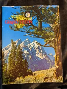 National Parkways Grand Teton National Park libro tascabile - Foto 1 di 3