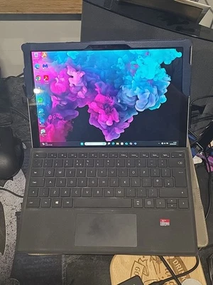 surface pro 5 i7 16gb 512gb - Image 1 of 4