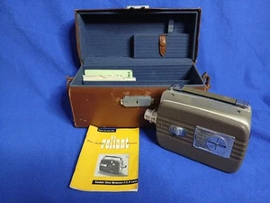 Cine-Kodak Reliant fotocamera e accessori compresa custodia vintage - Foto 1 di 7