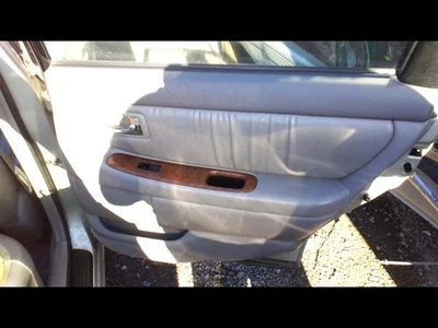 AVALON    2000 Door Trim Panel Rear 30662220 Foto 1 de 4