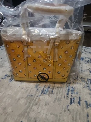 NWT Michael Kors Honey Yellow Las Vegas Jet Set Tote - Image 1 of 4