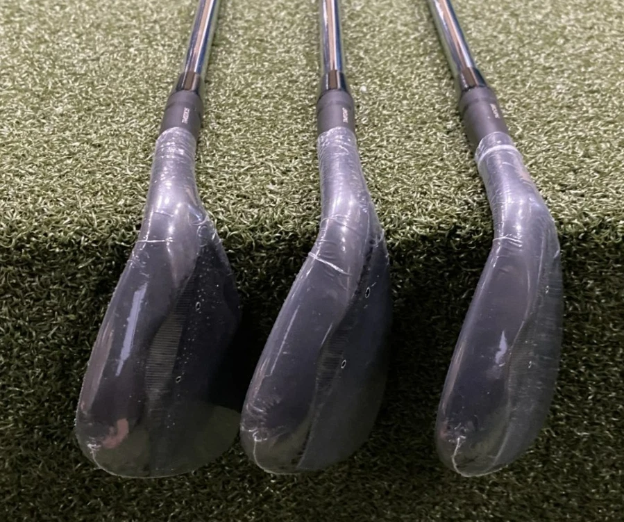 Cobra King Black Wedge Set 52, 56 & 60 (3 Clubs) DG S300 Flex Shafts R/H B/N - Image 1 of 4