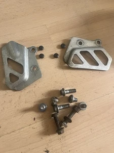 Yamaha FZ600 1986-1988 Heel Plates And Bolts - Picture 1 of 1
