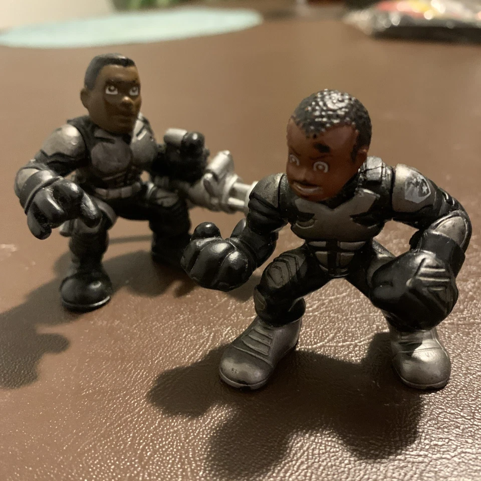 Lote de 2 figuras de acción Hasbro GI Joe Combat Heroes Heavy Duty 2008 2,5" C-082B Foto 1 de 4