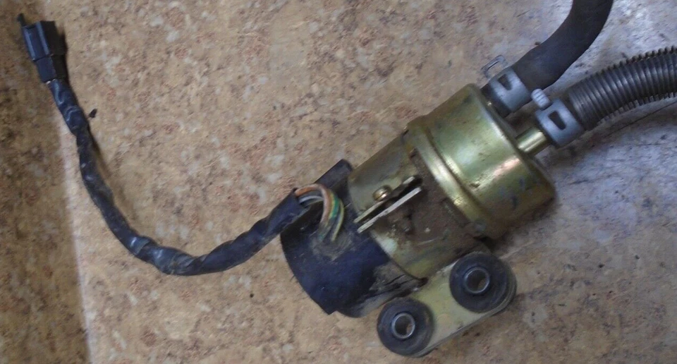 Suzuki Marauder VZ800 VZ 800 1998 tanque de combustible gasolina bomba admisión gasolina 1999 98 2000 Foto 1 de 1