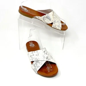 Yellow box Womens White & Silver Leather Slip on Slide Sandal, Size 7.5 - Picture 1 of 7