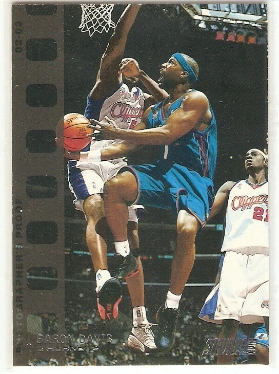 BARON DAVIS PHOTOGRAPHER'S PROOF SN #/500 2002-03 TOPPS STADIUM CLUB 21 HORNETS - Image 1 of 1
