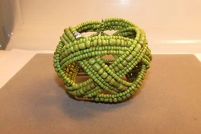 Pulsera con cuentas, pulsera trenzada, brazalete de alambre torcido con cuentas de vidrio Foto 1 de 2