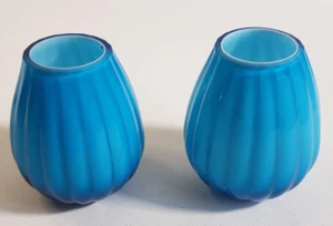 Cased Glas Vase Gerillt Tränenform Mundgeblasen Opal Türkis Träne Mini Vasen Set - Bild 1 von 15