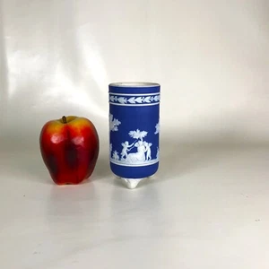 Antique Wedgwood Dark Blue Jasperware Dipped Footed Spill Vase - Picture 1 of 5