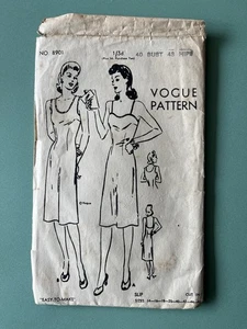VOGUE PATTERN - VINTAGE 1940's PATTERN - 8901 SLIP BUST 40 HIPS 48 - Picture 1 of 4
