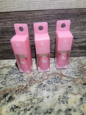 Paquete de 3 aceitunas y junio 0,24 fl oz. Cepillo a presión sobre pegamento para uñas  Foto 1 de 2