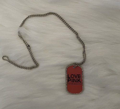 UNDERCOVER Collana cuore etichetta cane Victoria's Secret Love ROSA Edizione Limitata RARA in attesa di validità