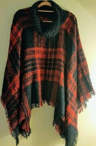 RED & NAVY CHECK PONCHO - IN GREAT CONDITION - Picture 1 of 4