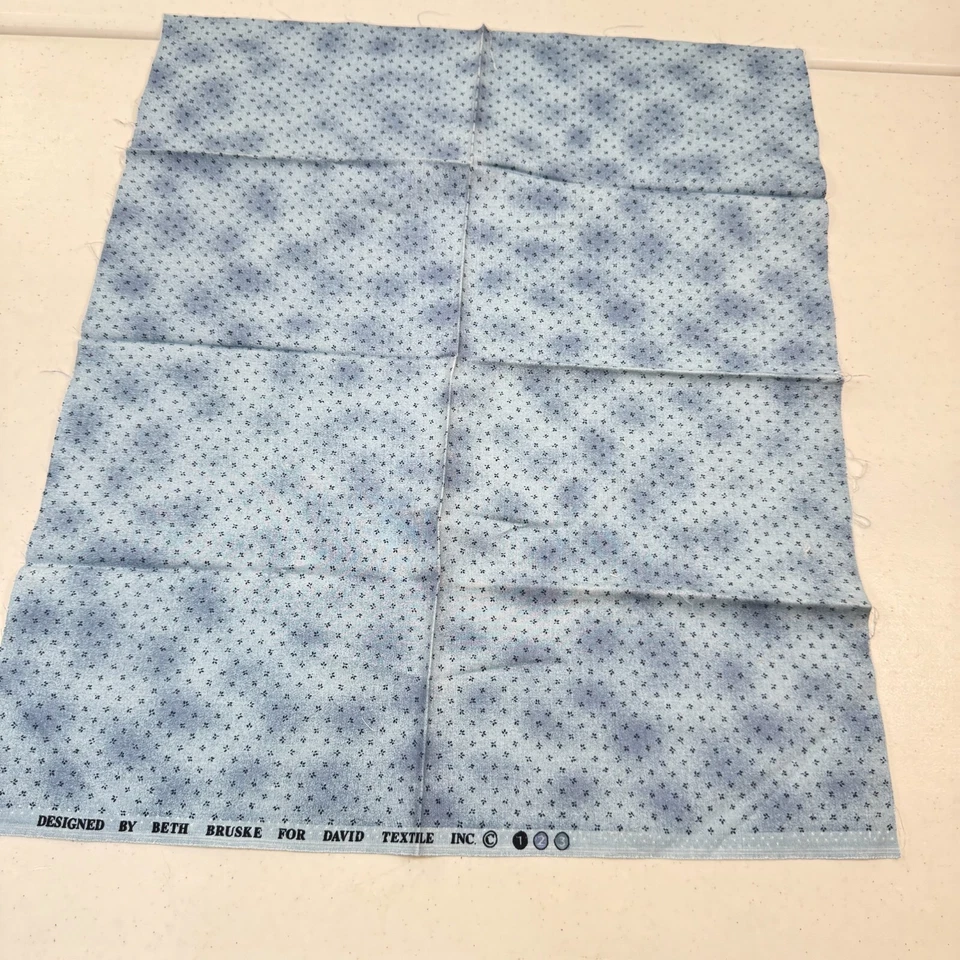 david textile fabric beth bruske quilting blue floral cotton 20x18 - Image 1 of 4