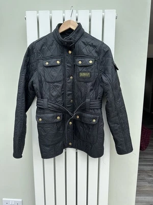 Girls Barbour Age 14 To 15 Years Black Quilted Jacket Very Good Condition - Image 1 of 4