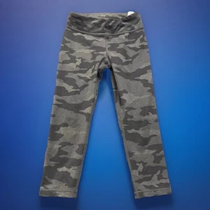 Athleta Girl Size Small (7) Gray Camo Printed Chit Chat Capri Pants - Picture 1 of 6