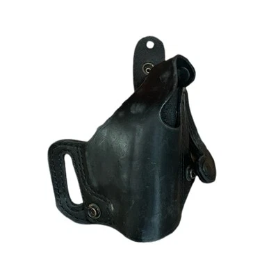 Blackhawk Pancake Style Belt Holster Beretta 92/96 Black Leather Size 00 RH - Image 1 of 4