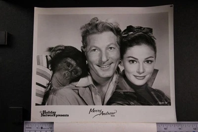 LOT: Nineteen 1980s-1990s TV PRESS PHOTOS~(Lot #581) - Image 1 of 4