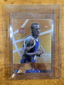 Limitierte Auflage 5"x4" KOBE BRYANT Gedenk-Sammelkarte mit offizieller Ball-Match - Bild 1 von 3