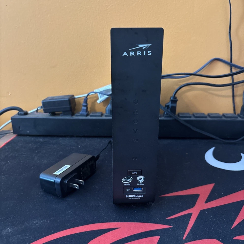 Arris Surfboard Cable Modem SBG6950AC2  - Image 1 of 4