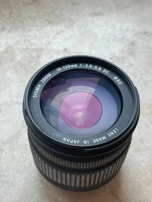 Objektiv Sigma 18-125mm f/3.8-5.6 DC - Bild 1 von 4