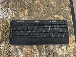 Logitech K520 820-007886 Wireless Gaming Desktop Keyboard - Excellent Condition - Picture 1 of 6