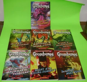 Goosebumps By R L Stine Lot Of 7 Paperback Books - Picture 1 of 3