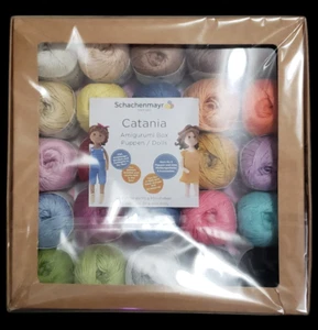 Caja muñecas/muñecas Schachenmayr Catania amigurumi 25 colores y folleto de patrón - Imagen 1 de 2