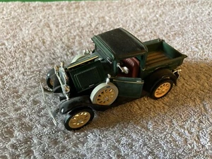 Signature Model 1931 Ford Model A Pick Up - Scale 1:32 - Picture 1 of 12