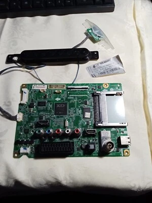 EAX64891402(1.0) SCHEDA MADRE MAINBOARD PER TV LG 32LN5400-ZA - Immagine 1 di 4