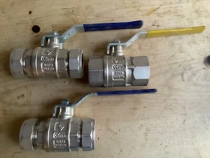 3 x 1”1/4 Ball Valve CW617N NEW UNUSED - Picture 1 of 3