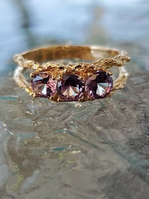 Alexandrite Labcreated Round Cut 3 Stones Rope Ring 10kt Solid Yellow Gold  - Image 1 of 4