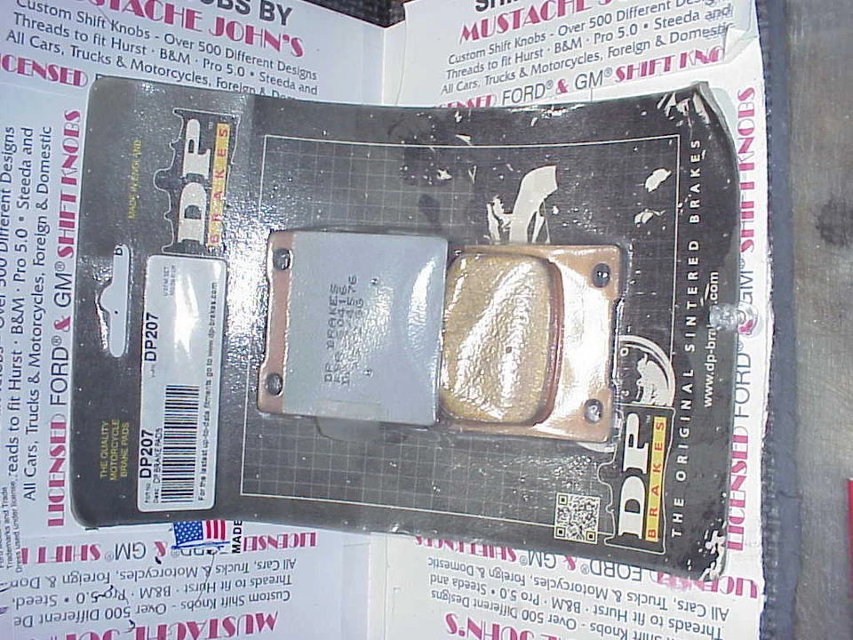 Pastillas de freno de metal sinterizado estándar DP Brakes Suzuki DP207 Foto 1 de 1