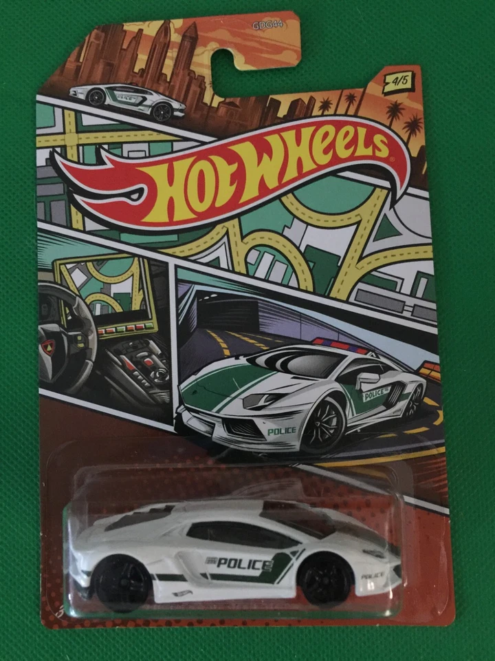 Hot Wheels Walmart 2020 Art Police Cars Lamborghini Aventador Coupe X2