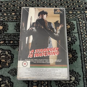 a stranger is watching pre cert mgm big box 1982 sean s cunningham rip torn - Picture 1 of 3