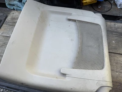 Painel de acabamento bege tampa traseira assento dianteiro Jeep Grand Cherokee Durango 2011-2021 fabricante de equipamento original - Imagem 1 de 2