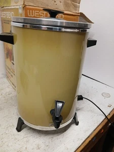 WEST BEND 30 TAZAS CAFETERA PERCOLADORA COSECHA ORO #33535 Cafetera Vintage  - Imagen 1 de 11