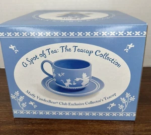 Muffy Vanderbear A Spot of Tea Cup and Saucer  Wedgewood  Blue White NEW in Box - Picture 1 of 7