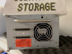 Unidad de cinta módulo cargador Dell 0YY807 8-00348-01 400/800GB LTO3 SCSI/LVD PV132T - Imagen 1 de 2