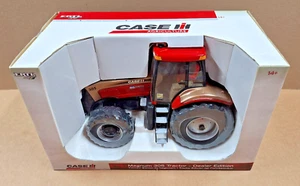 Ertl Gold Dealer Edition Case IH International Magnum 305 1/16 Tractor - Picture 1 of 8