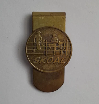 Clip de dinero Skoal vintage vaqueros de latón en valla estilo occidental coleccionable usado Foto 1 de 2